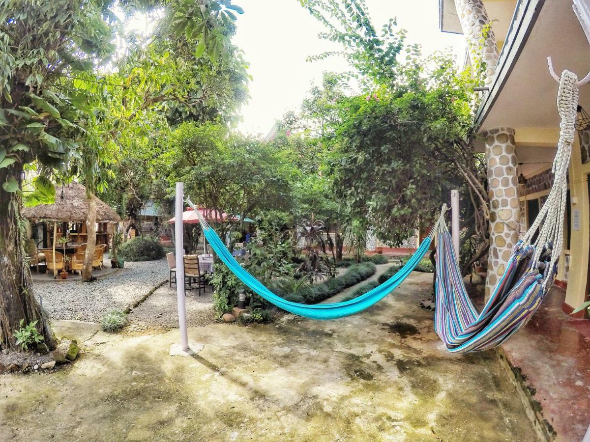 Gaurishankar Backpackers Hostel Pokhara Eksteriør billede
