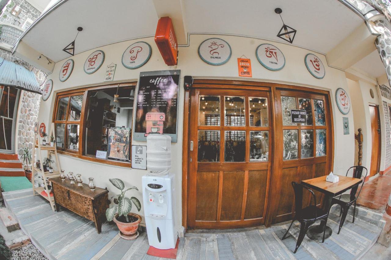 Gaurishankar Backpackers Hostel Pokhara Eksteriør billede