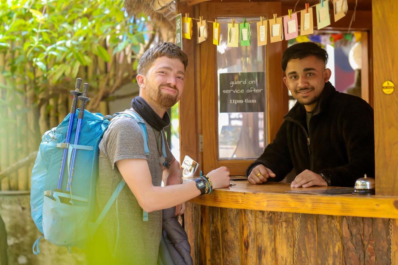 Gaurishankar Backpackers Hostel Pokhara Eksteriør billede
